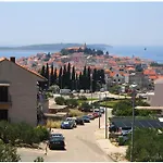 Apartment Silvija Primosten