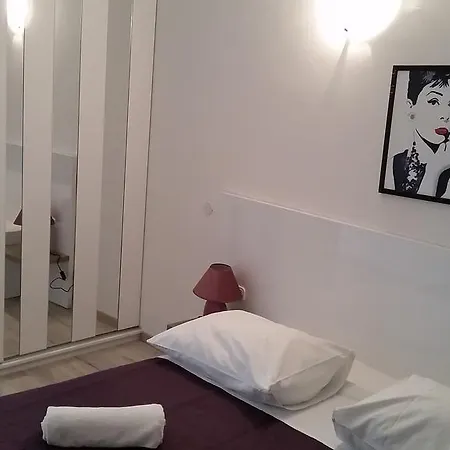 Apartment Silvija Primošten