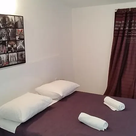 Apartment Silvija Primosten