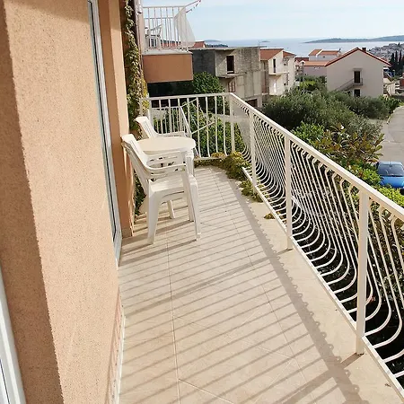 Apartamento Silvija Primošten