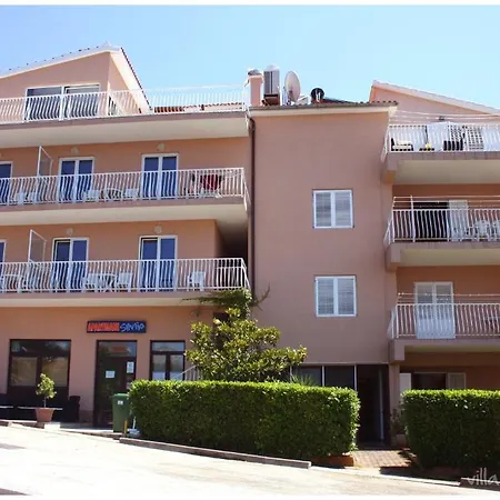 Silvija Appartement Primošten