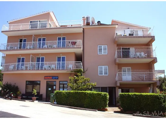 Silvija Apartament Primošten